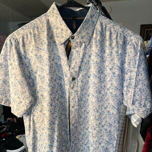 Smash White w Blue Botanical 100% Cotton Short-Sleeve Button-Up Shirt SZ Med